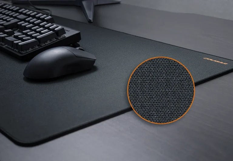 COUGAR podložka pod myš TURBO XL 900 x 400 x 3mm water proof anti-slip rubber