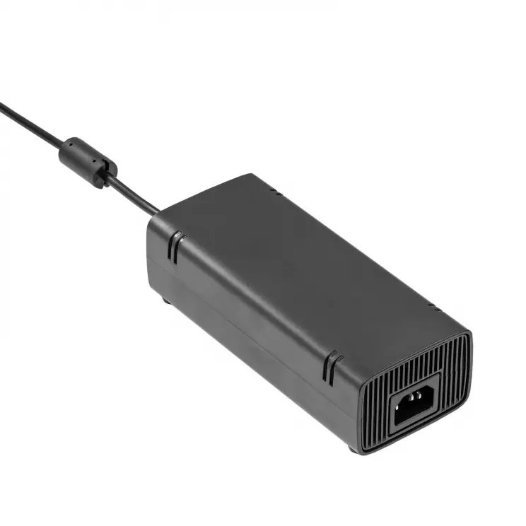 Akyga Napájecí adaptér 12V / 9.6A, 5Vsb / 1A 135W pro Xbox 360E + Kabel IEC C13 1.2 m - Rozbaleno