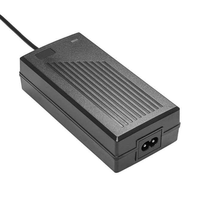 Akyga Napájecí zdroj e-skútru 29.4V / 2A 60W 5.5 x 2.5 mm - 1,2m