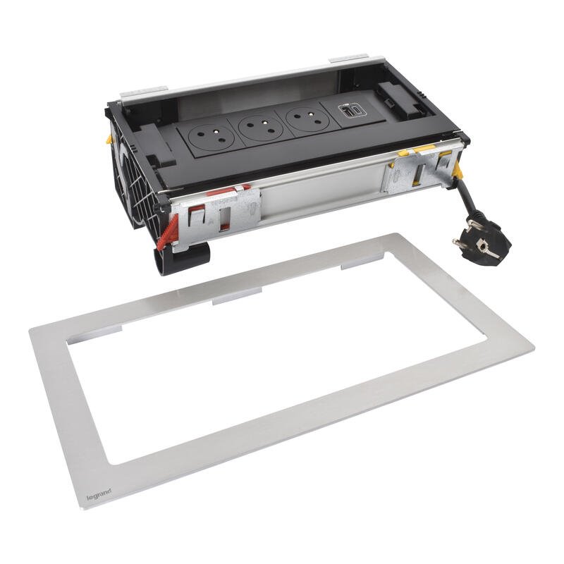 Legrand - Incara™ Flip-up - Zapuštěný zásuv. blok uzavíratelý 3x2P+T/USB A+C (15W), kabel 2m
