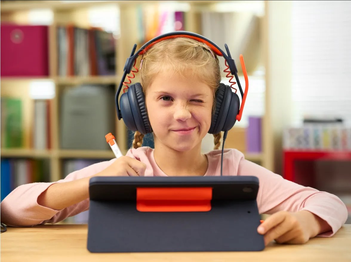 Logitech Zone Learn - CLASSIC BLUE - USB-C ON EAR