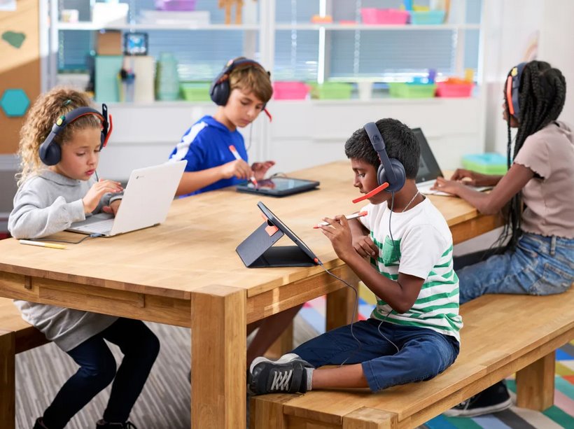Logitech Zone Learn - CLASSIC BLUE - USB-C ON EAR