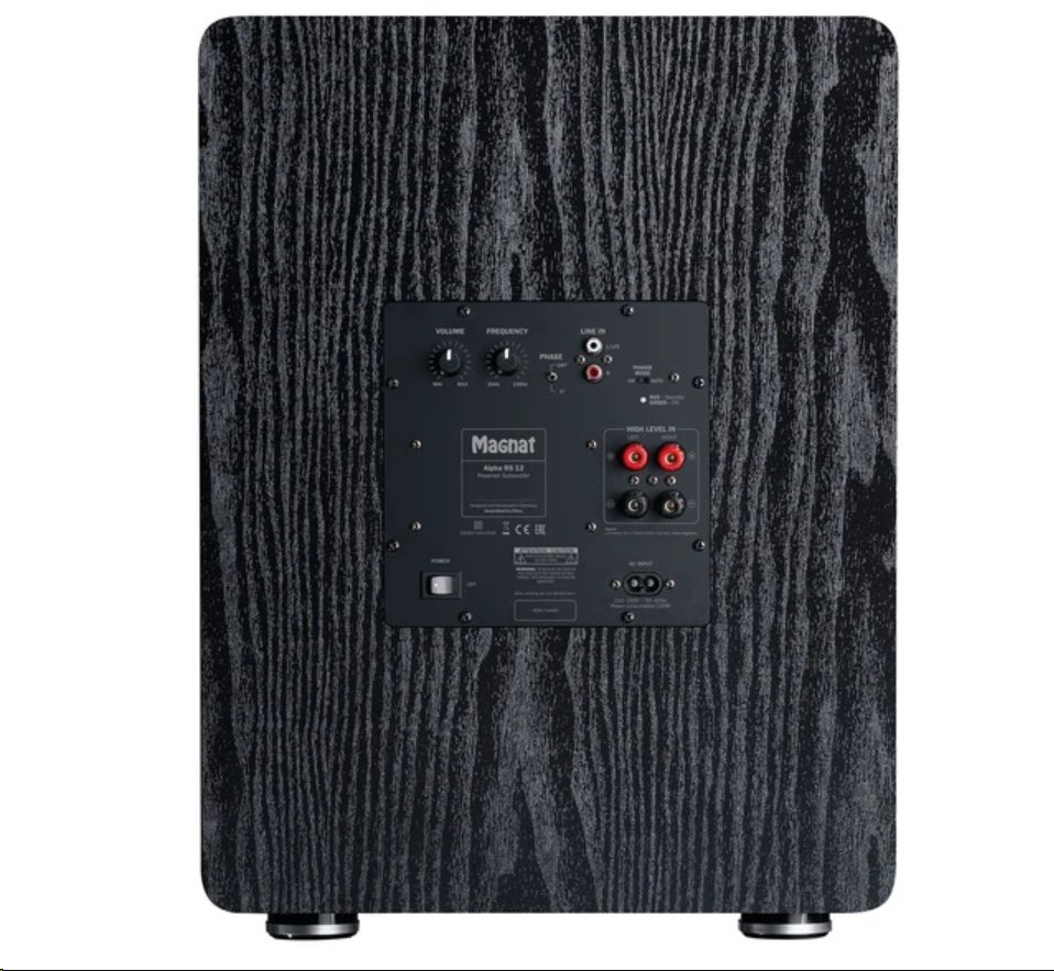 Magnat - Signature Omega CS 12 / Aktivní subwoofer s 12“ měničem / saténová černá / kus
