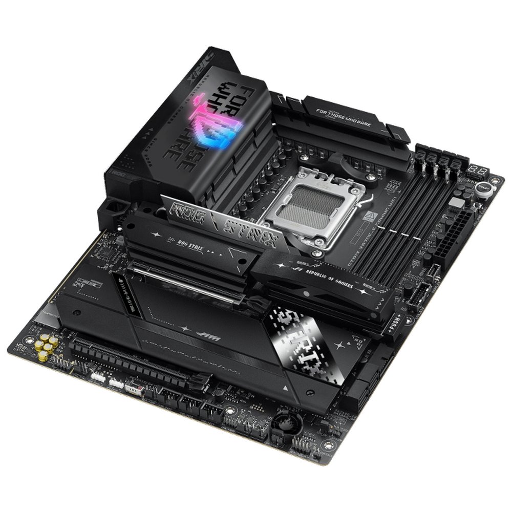 MB ASUS ROG Strix X870E-E Gaming WIFI /AM5/4xDDR5/M.2/W7+BT5.4/HDMI/USB4/ATX