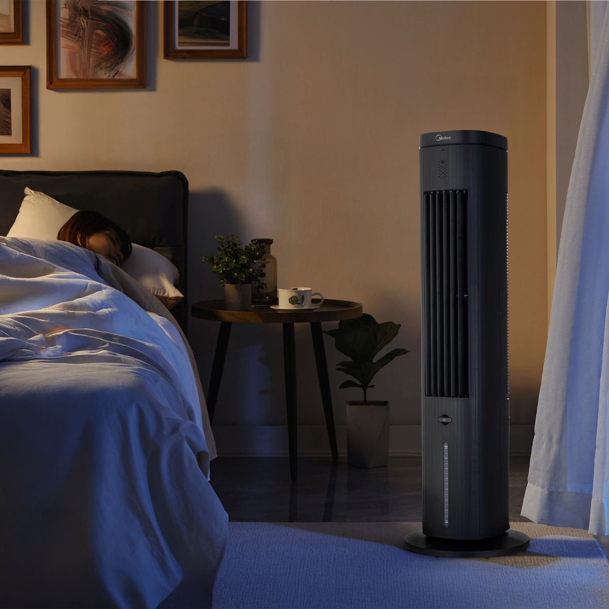 MIDEA Ventilátor se zvlhčovačem MAC402R0BPK