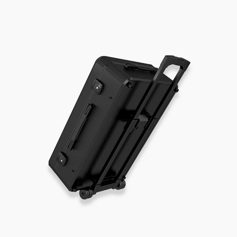 POGA Max Black - 23.8" AOC 24G2ZE IPS Displej 240Hz + Terra Gaming PC + klávesnice + myš