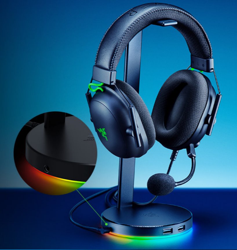 RAZER držák sluchátek Base Station V2 Chroma,Black, 2 x USB 3.1 ports, 1x3.5mm combo port (DAC), 7.1 surround sound