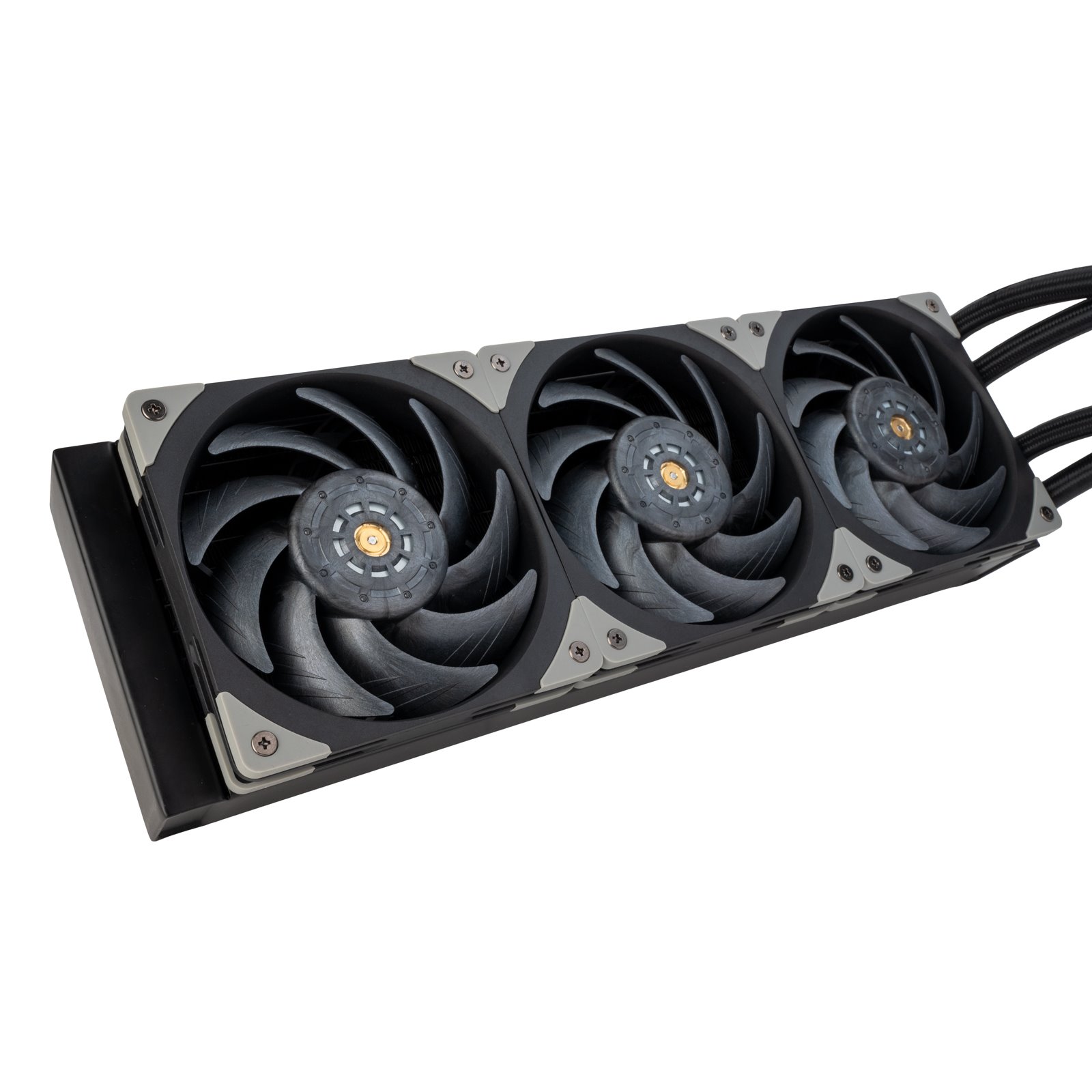 Silverstone SST-XE360PDD – 360mm AIO vodní chladič s dvěma CPU bloky, dvojicí pu