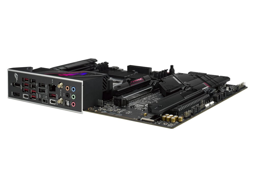 MB ASUS ROG Strix B650E-E Gaming WIFI /AM5/4xDDR5/M.2/W6E+BT5.2/HDMI/DP/ATX