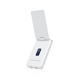 Ubiquiti UniFi Ultra-slim Travel Router, ultra-tenký cestovní router s integrovanou skládací super anténou, bílá